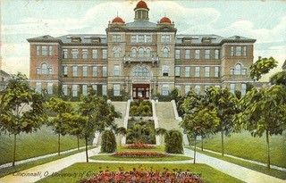 Postcard showing McMicken Hall at the University of Cincinnati College of Arts and Sciences