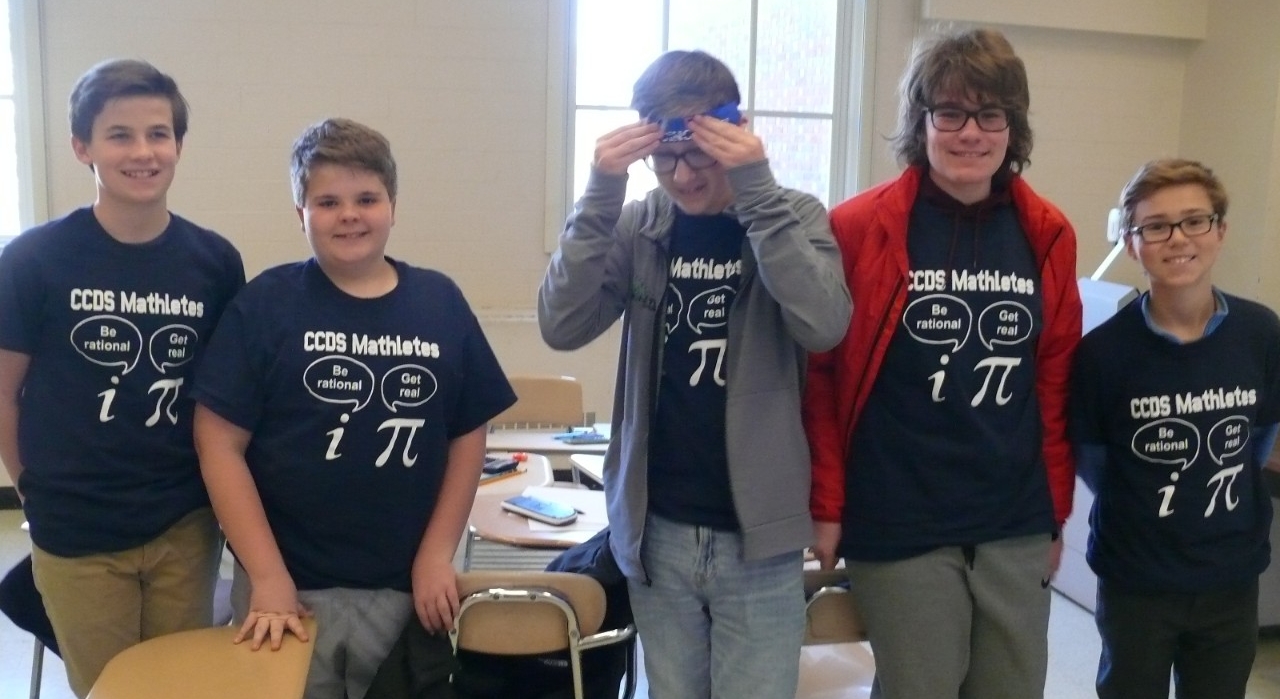 Math Bowl 2018 Students posing for cameras