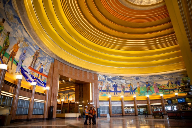 Frescoes and ceiling in the Cincinnati Museum Center